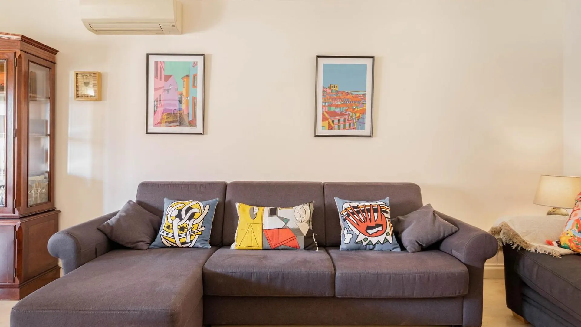 Central Cascais Apartment With Private Parking 0*,  Portugalsko